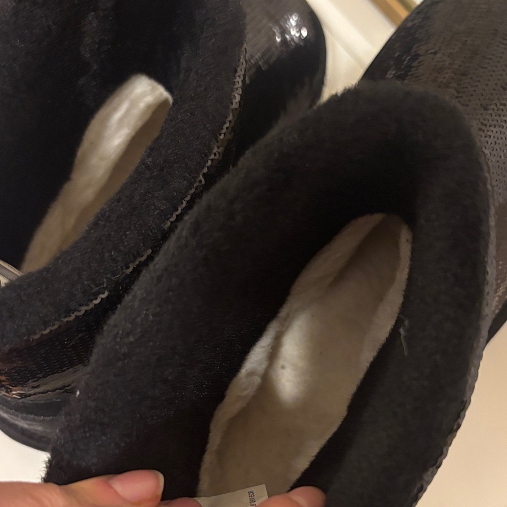 UGG Black Glitter Kids Boots - Picture 3 of 7